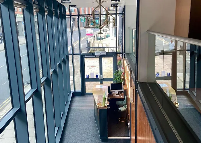 Modern & Bright Studio In Central Hastings